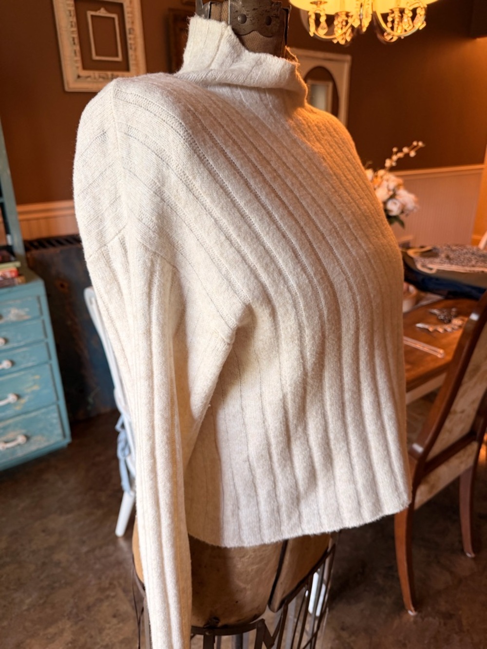 Universal Thread Cream Ribbed Cropped Sweater - Picture 2 of 6